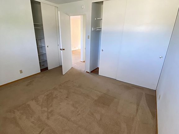 4th image of 121 Kent Ave APT 2