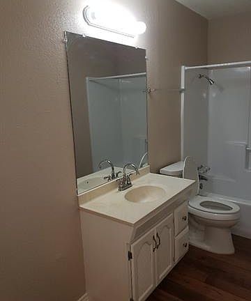 3rd image of 413 W Standifer St #B
