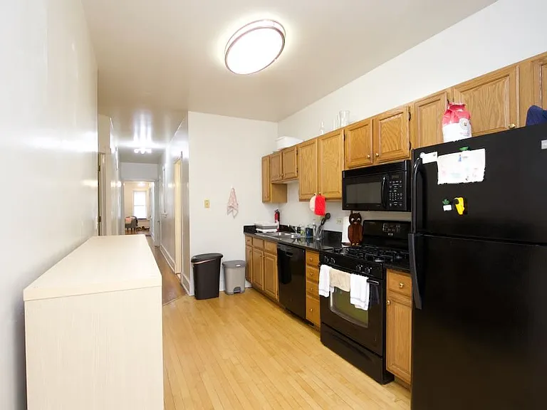 6717 N Sheridan Rd #S3 — Photo 3