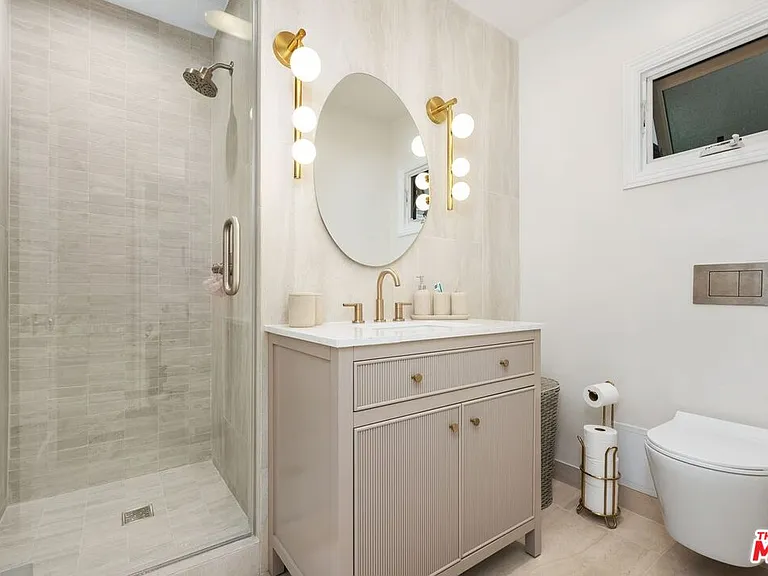 2120 San Ysidro Dr — Photo 27