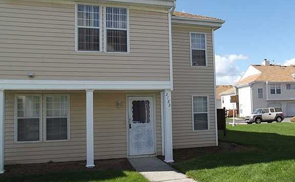 3rd image of 2722 Whispering Hills Pl