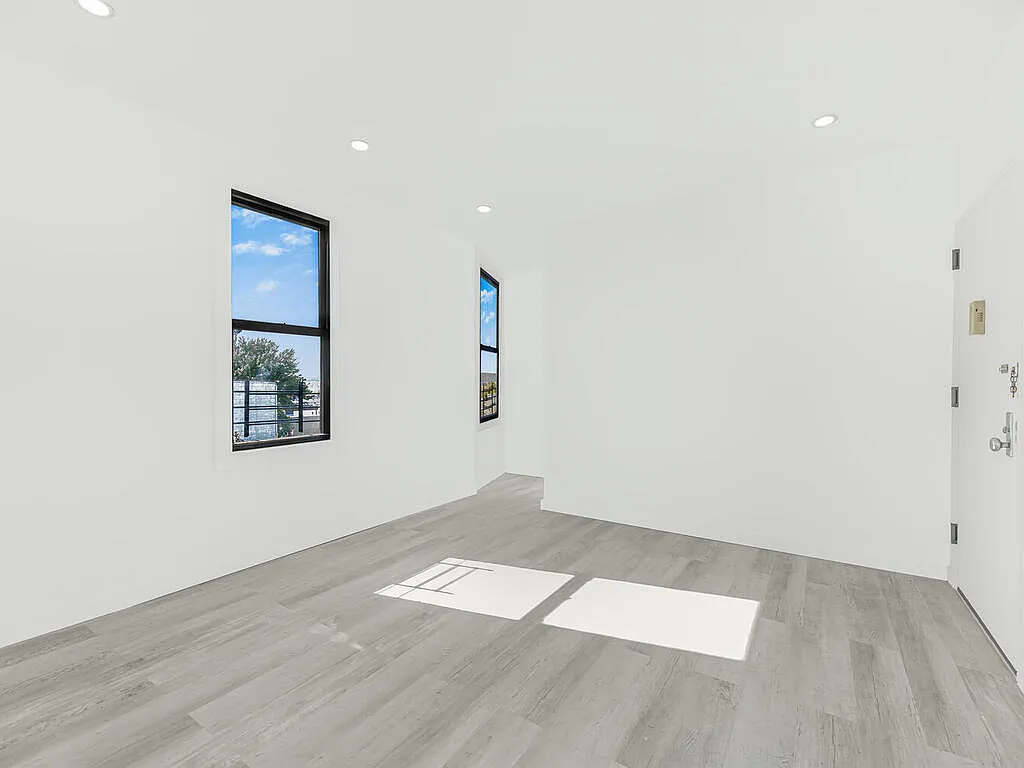 Building Photo - 27 Cliff St #2B