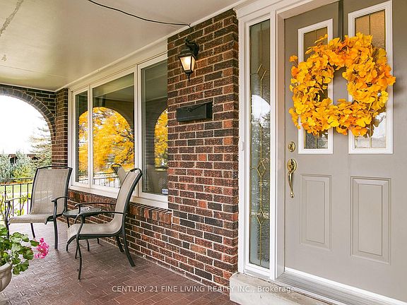 5th image of 431 Woodbridge Ave