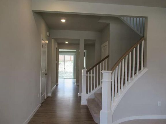 2nd image of 15372 200th Ave E