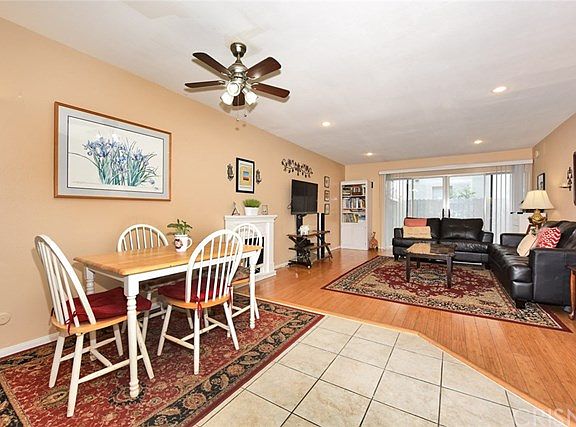 3rd image of 20134 Leadwell St Unit 106