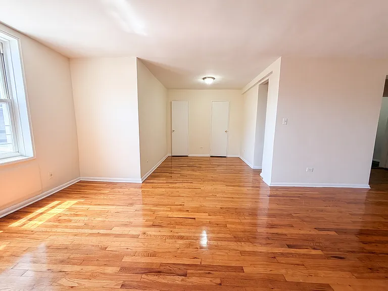1279 E 17th St #30 — Photo 2