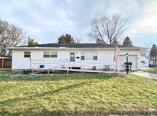 730 Eastview Dr, Rantoul, IL 61866