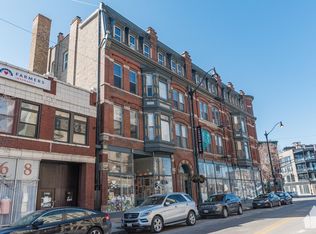 2772 N Lincoln Ave APT 201, Chicago, IL 60614