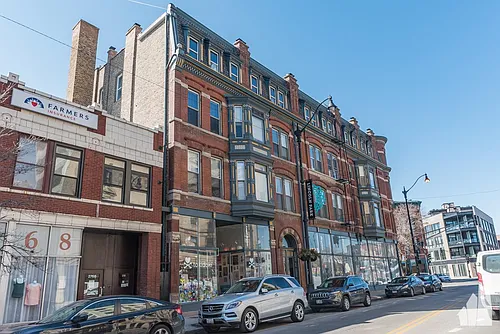 2772 N Lincoln Ave #201 Photo 1