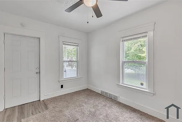 9705 Orleans Ave — Photo 5