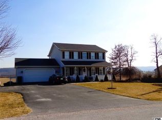 1 Fox Hollow Ln, Carlisle, PA 17015