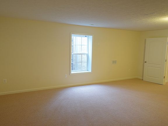 3rd image of 26 Noel Dr