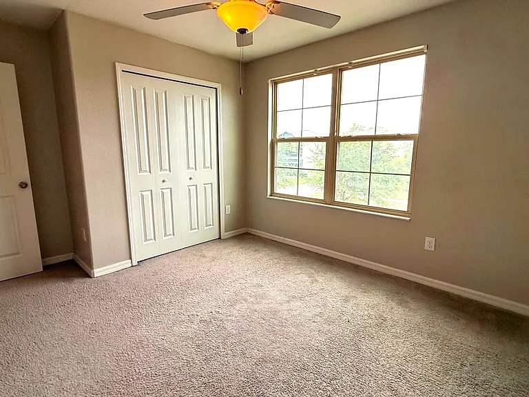 10207 Boggy Moss Dr — Photo 15