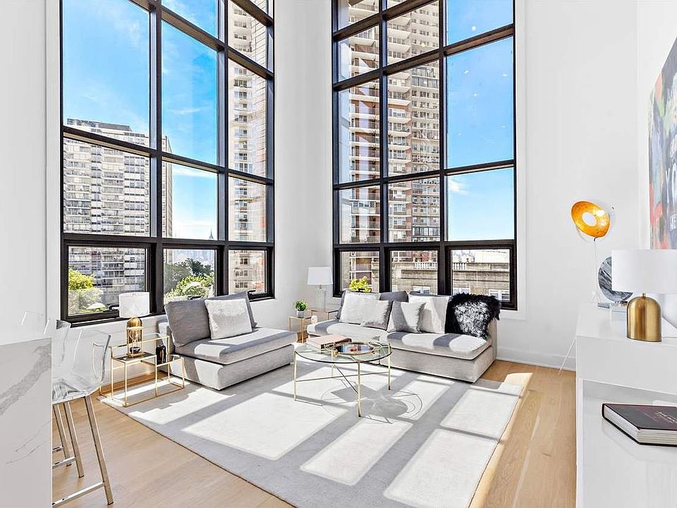 1st image of 6025 Boulevard E #610