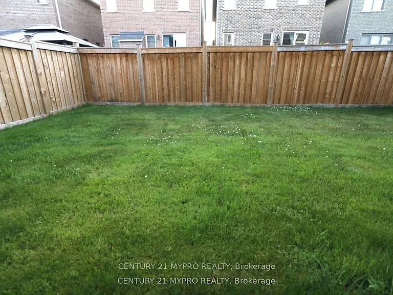71 Westfield Dr — Photo 39