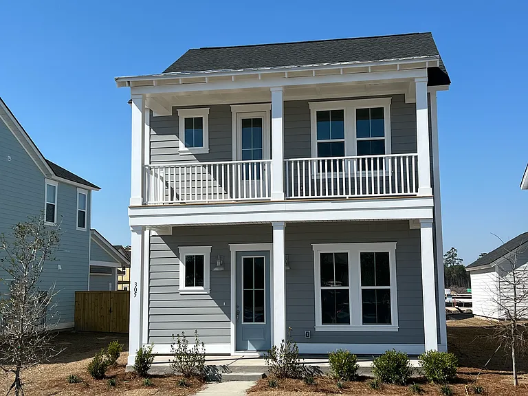 305 Citrus Dr — Photo 1