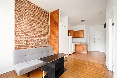 Rented by Waldstar Real Estate LLC