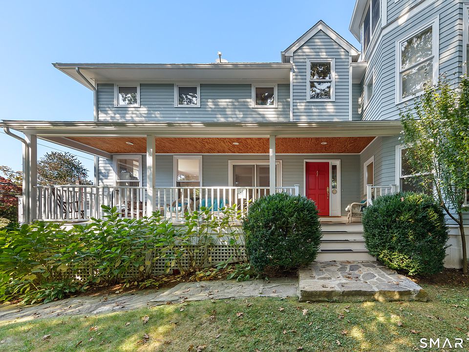 1st image of 27 Crest Road