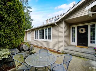 6909 174th St SW, Edmonds, WA 98026