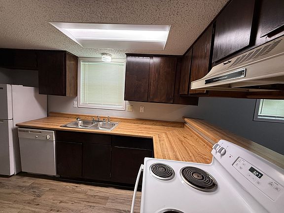 4th image of 924 N 7th St