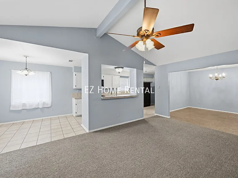 2907 W Greens Rd — Photo 6