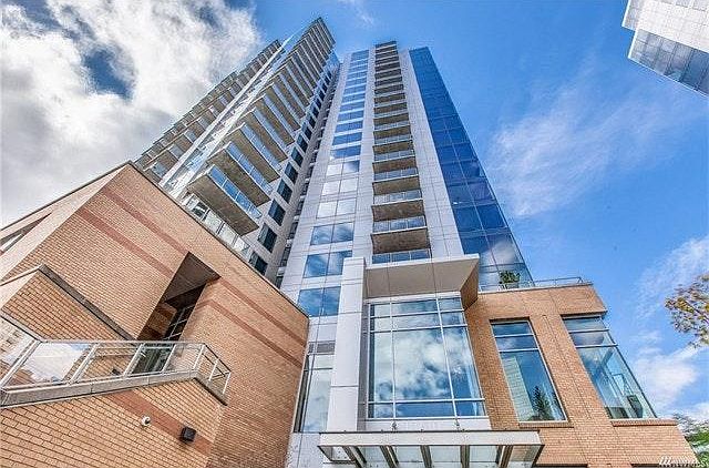 1st image of 10650 NE 9th Pl Unit 323