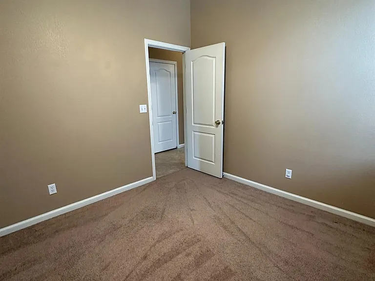 2688 E Omaha Ave — Photo 19