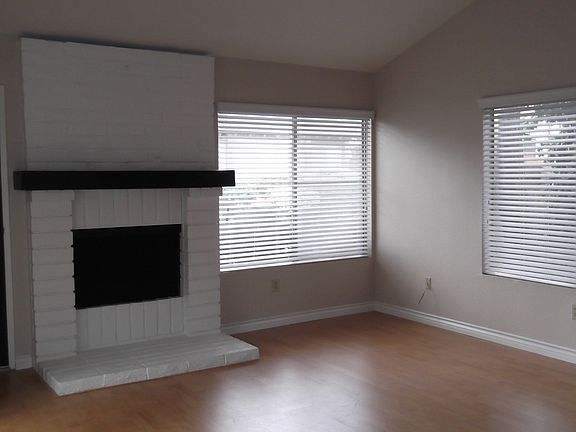 4th image of 10728 Escobar Dr