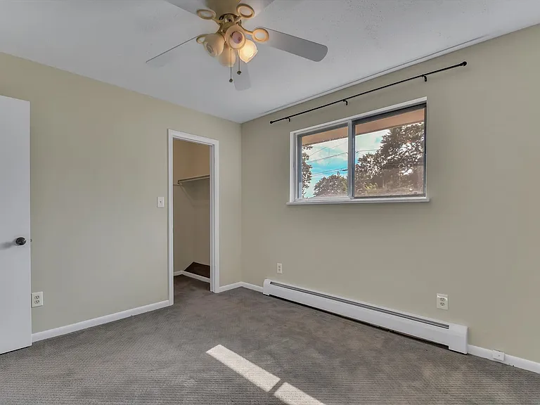 7687 Newman St — Photo 18
