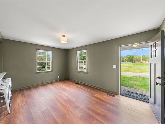 3rd image of 3011 Hackman St #1