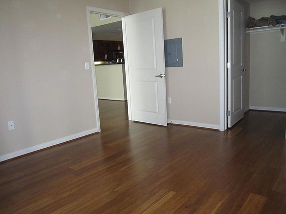 5th image of 206 Park Blvd Unit 214