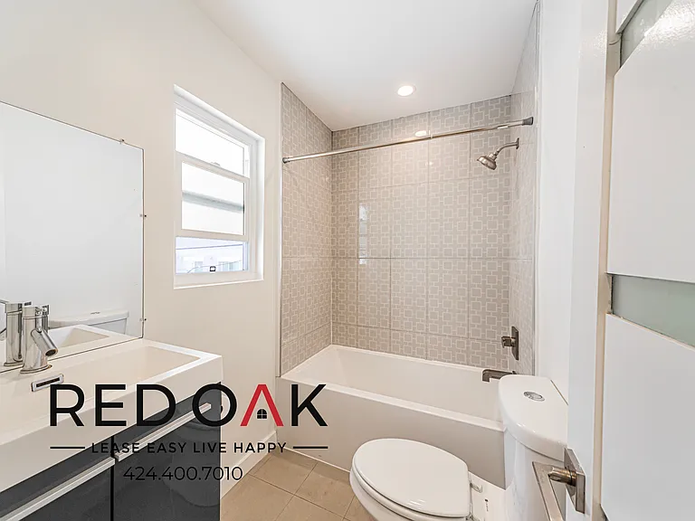 514 S Mariposa Ave #208 — Photo 10