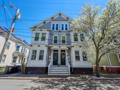4 Boardman St #1, Salem, MA, 01970