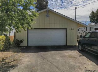 180 37th Ave NE, Salem, OR 97301