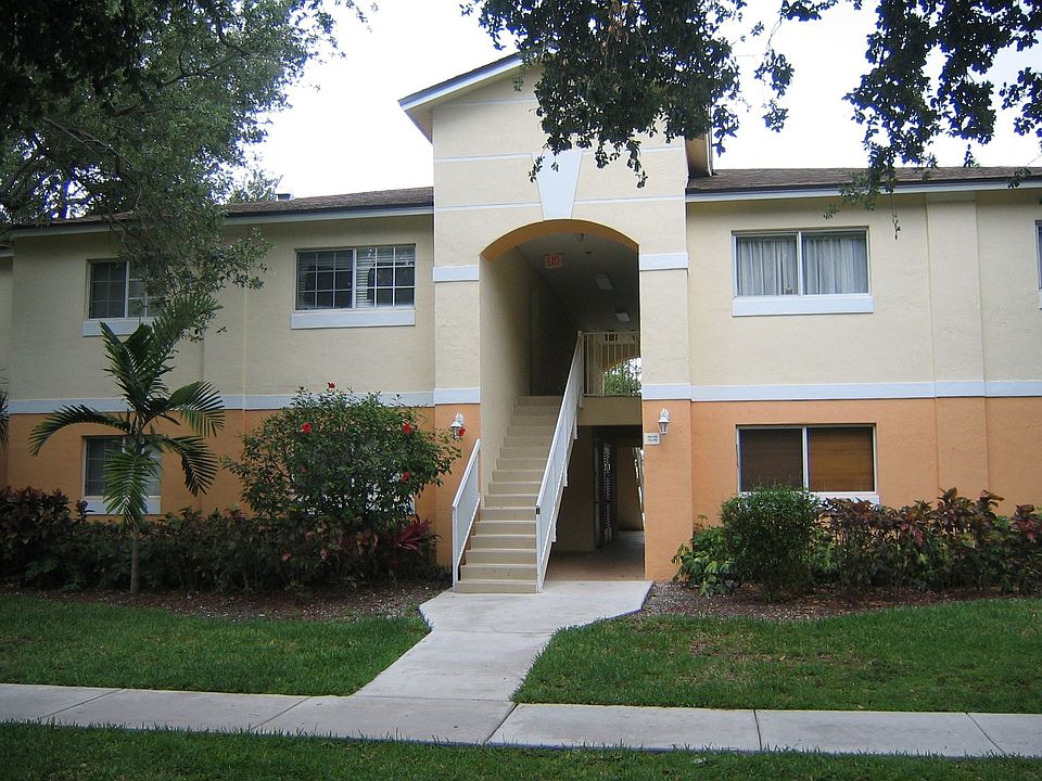1st image of 3670 N 56th Ave APT 710