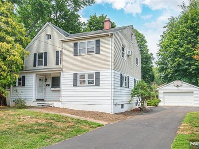 554 Cleveland Ave, River Vale, NJ, 07675