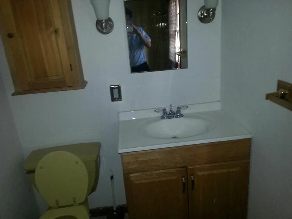 1 bed, 900 sqft, $2,100 — Photo 3