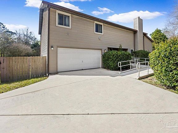 5th image of 521 Timber Ridge Dr