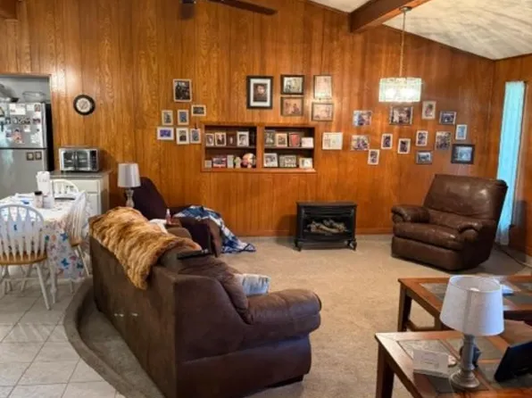 110 Circle Dr, Pt, TX 75472