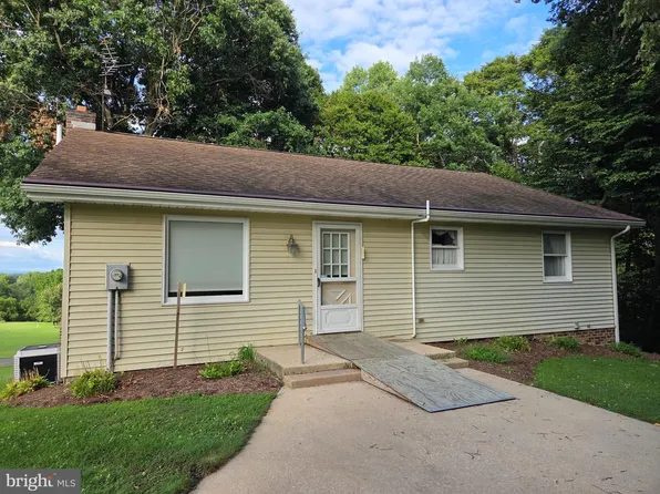 885 Mount Wilson Rd, Lebanon, PA 17042
