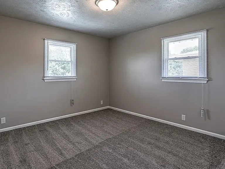 Harrison Place Apartments — Photo 15
