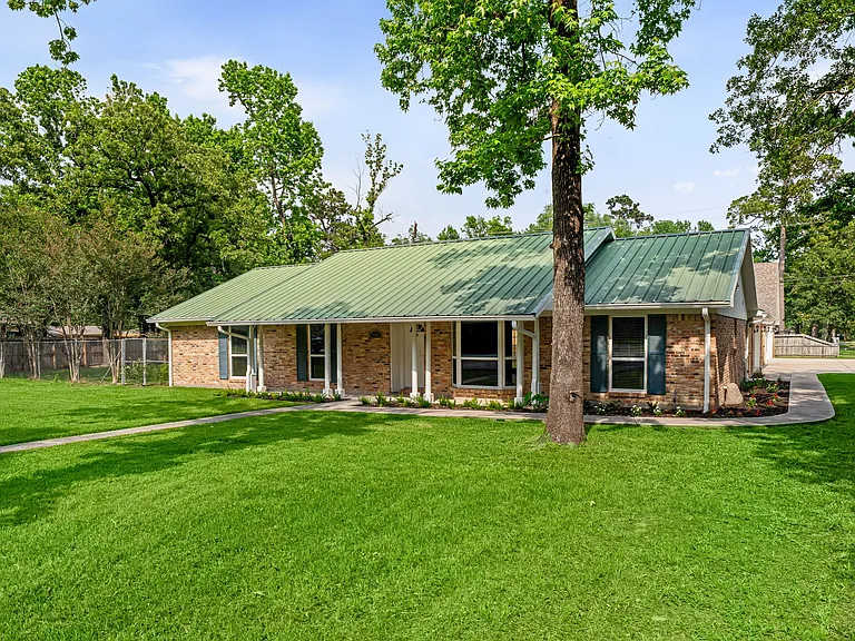 25802 Maplewood Dr — Photo 30