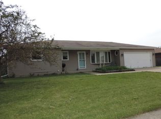 932 Barnside Rd, New Lenox, IL 60451