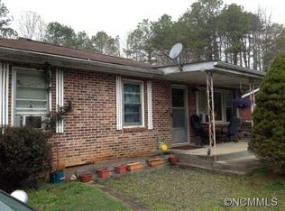 343 Newtown Rd, Rosman, NC 28772