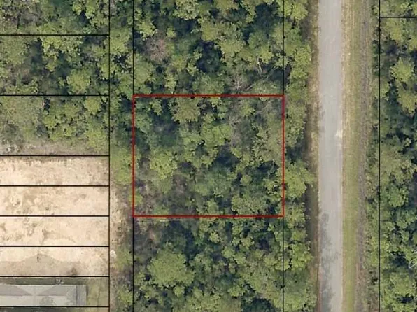 Bonfire Dr, Milton, FL 32583