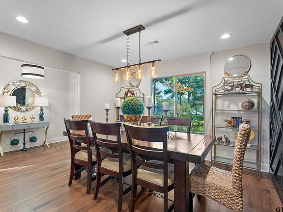 5th image of 8442 Pleasant Hill Cir