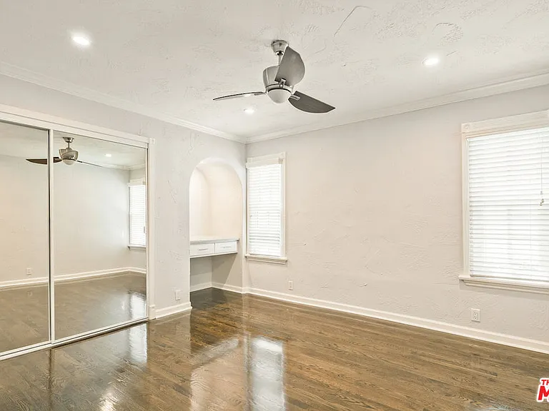 1118 S Cardiff Ave #1 — Photo 15