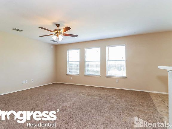 4th image of 1620 Briarhaven Way