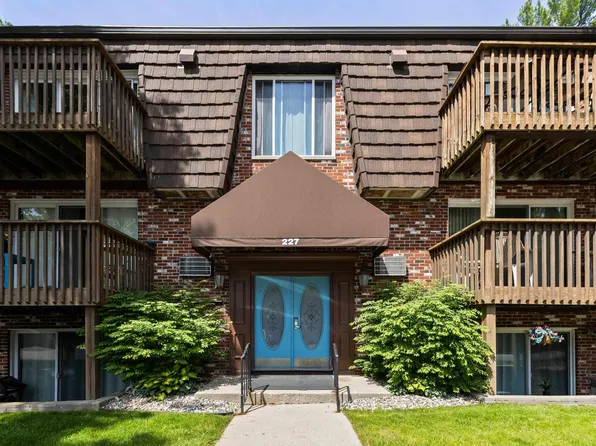 227 Fair St APT 2, Traverse City, MI 49686