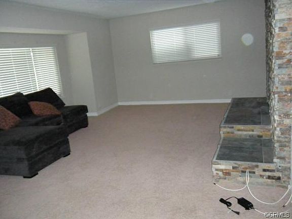 4th image of 2516 Andover Pl